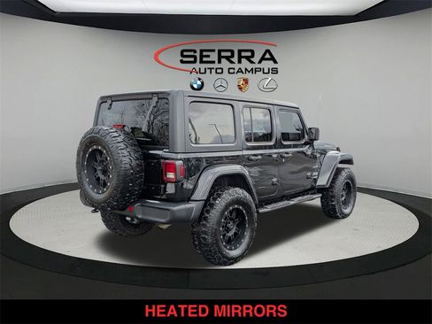 Used 2020 Jeep Wrangler Unlimited Sahara image 13