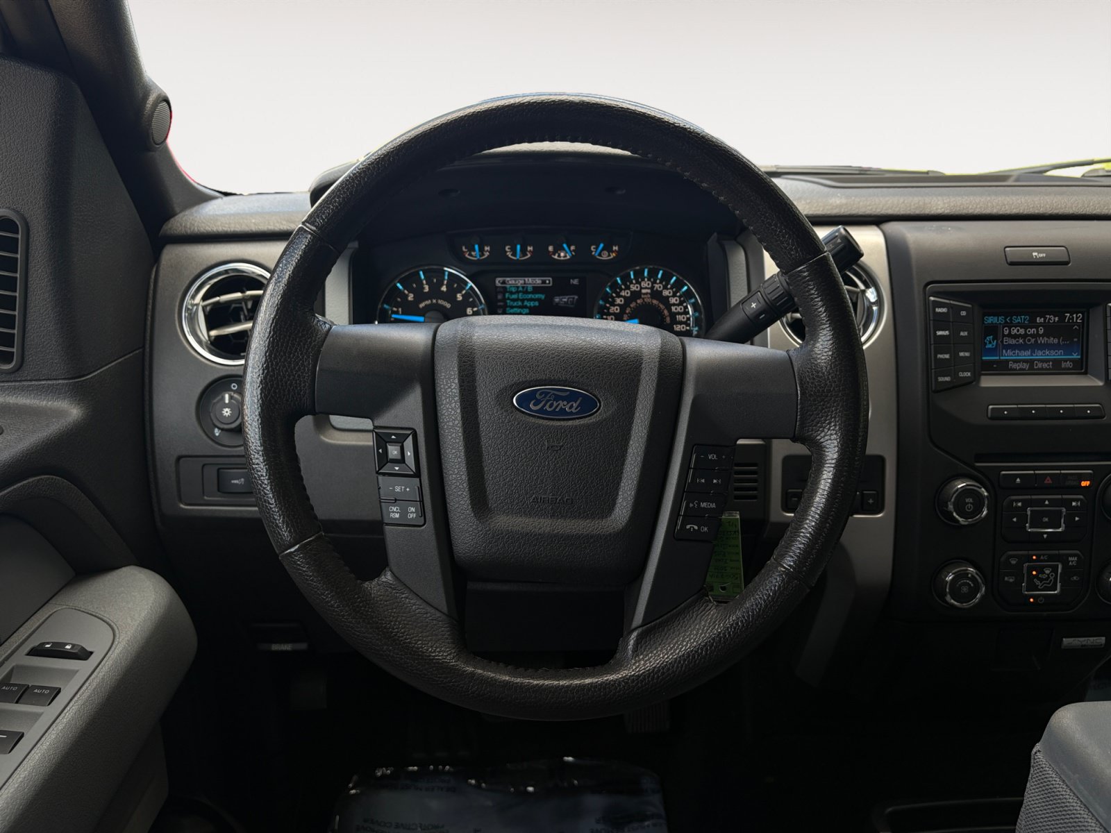 Used 2014 Ford F150 XLT w/ Equipment Group 302A Luxury RWD image 13