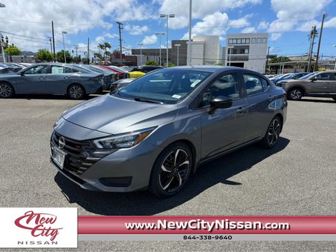Used 2023 Nissan Versa SR w/ Trunk Package FWD image 1