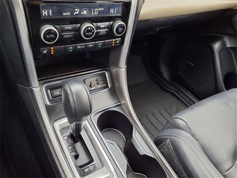 Used 2020 Subaru Ascent Limited w/ Technology Package image 19