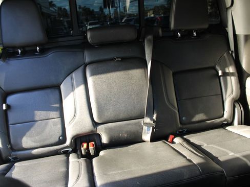 Used 2023 GMC Sierra 1500 SLT w/ SLT Premium Package image 48