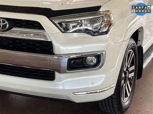 Used 2017 Toyota 4Runner Limited image 10