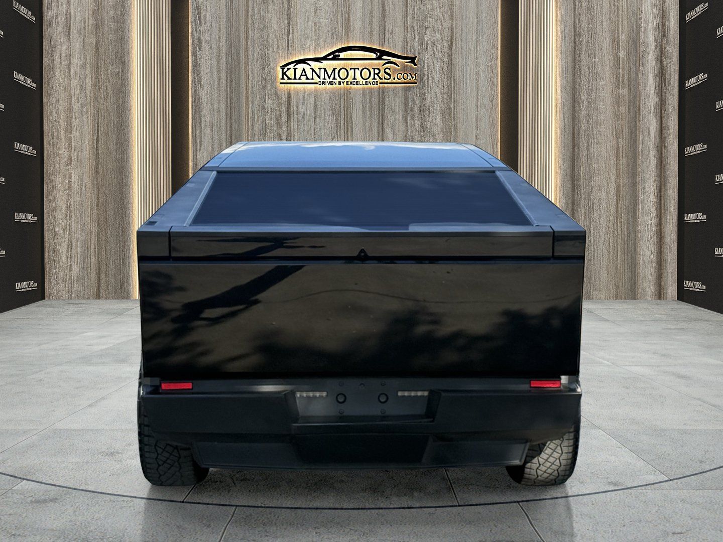 Used 2024 Tesla Cybertruck AWD Crew Cab image 8