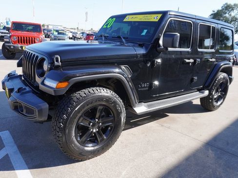 Used 2020 Jeep Wrangler Unlimited Sahara image 3