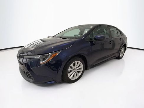 Certified 2026 Toyota Corolla LE w/ LE Premium Package FWD image 3