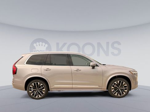 New 2026 Volvo XC90 B5 Ultra w/ Protection Package Premier image 8