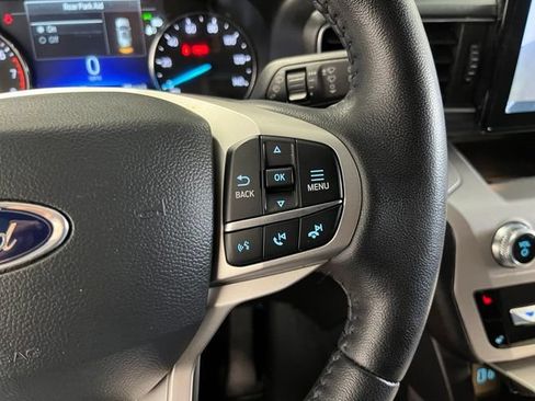 Used 2023 Ford Explorer XLT w/ Equipment Group 202A AWD/4WD image 27