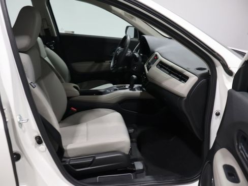 Used 2022 Honda HR-V LX image 22