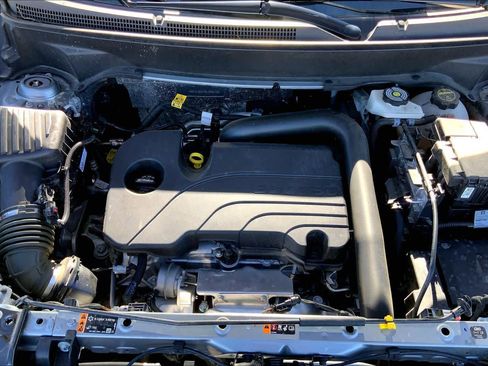 Used 2024 GMC Terrain SLE image 33