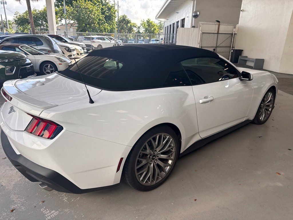 Used 2024 Ford Mustang Premium RWD image 4