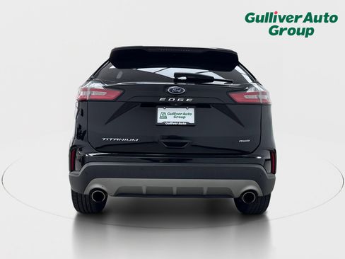 Used 2022 Ford Edge Titanium AWD/4WD image 7