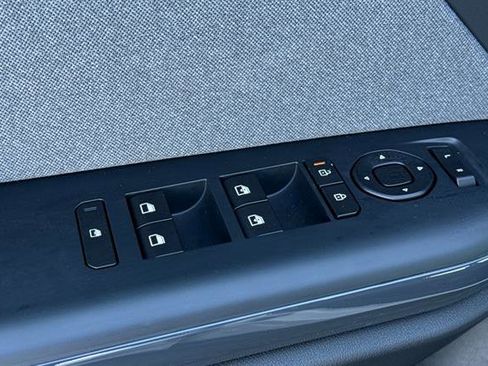 New 2025 Kia K4 EX image 12