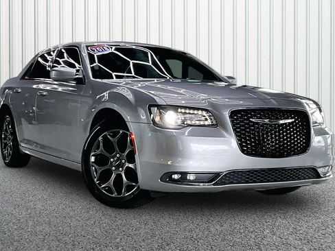 Used 2018 Chrysler 300 S AWD/4WD image 1