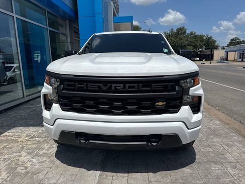 Used 2025 Chevrolet Silverado 1500 Custom RWD image 2