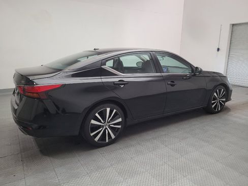 Used 2021 Nissan Altima 2.5 SR FWD image 10
