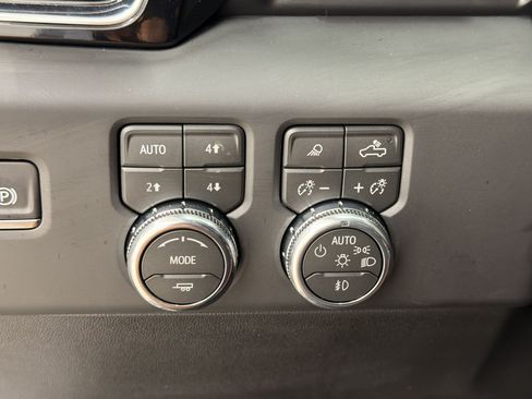 Used 2026 GMC Sierra 1500 Denali Ultimate AWD/4WD image 17