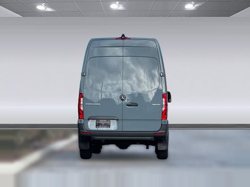 New 2026 Mercedes-Benz Sprinter 2500 image 9