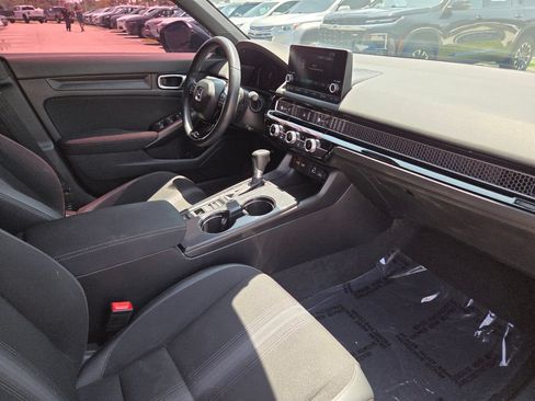 Used 2024 Honda Civic Sport image 10