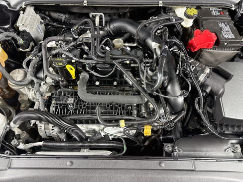 Used 2020 Ford Fusion SE FWD image 18