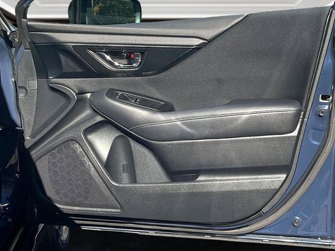 Used 2023 Subaru Outback Premium image 19