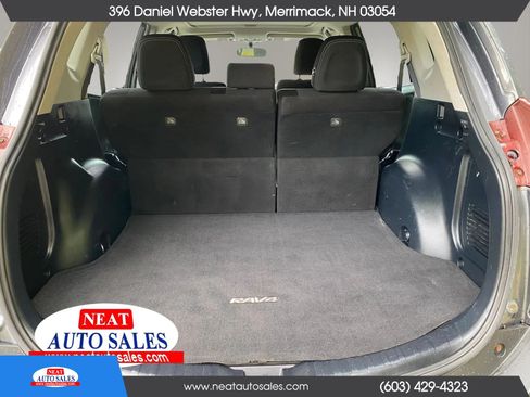 Used 2015 Toyota RAV4 XLE AWD/4WD image 13
