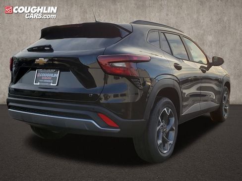 New 2026 Chevrolet Trax LT w/ Sunroof Package image 6