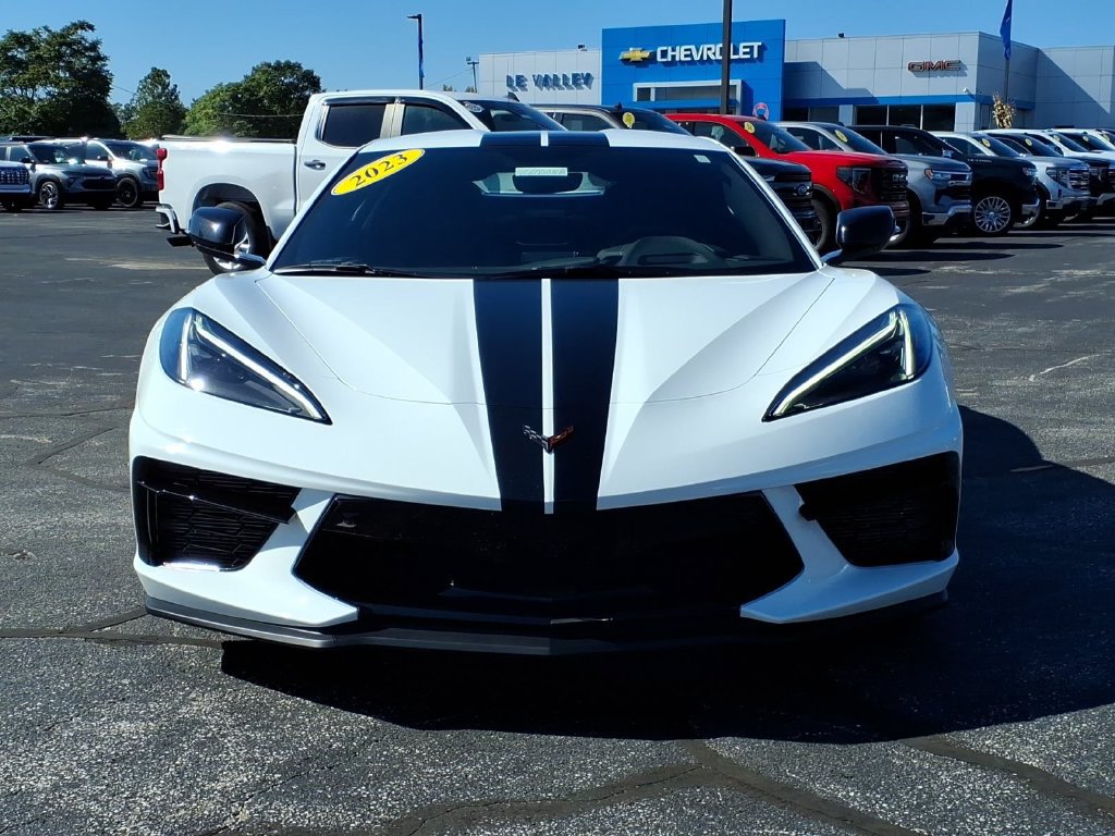 Used 2023 Chevrolet Corvette Stingray Preferred Cpe w/ Z51 Performance Package RWD image 2