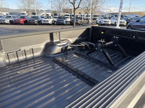 Used 2016 Ford F250 Lariat w/ Lariat Interior Package image 19