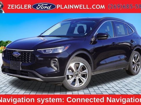 Used 2024 Ford Escape Platinum AWD/4WD image 1