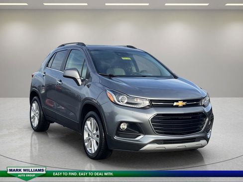 Used 2020 Chevrolet Trax Premier image 1