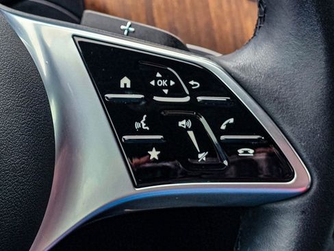 Used 2025 Mercedes-Benz C 300 4MATIC Sedan image 22