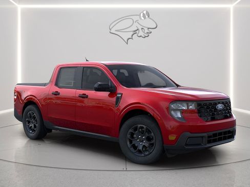 New 2026 Ford Maverick XLT w/ Equipment Group 301A AWD/4WD image 7