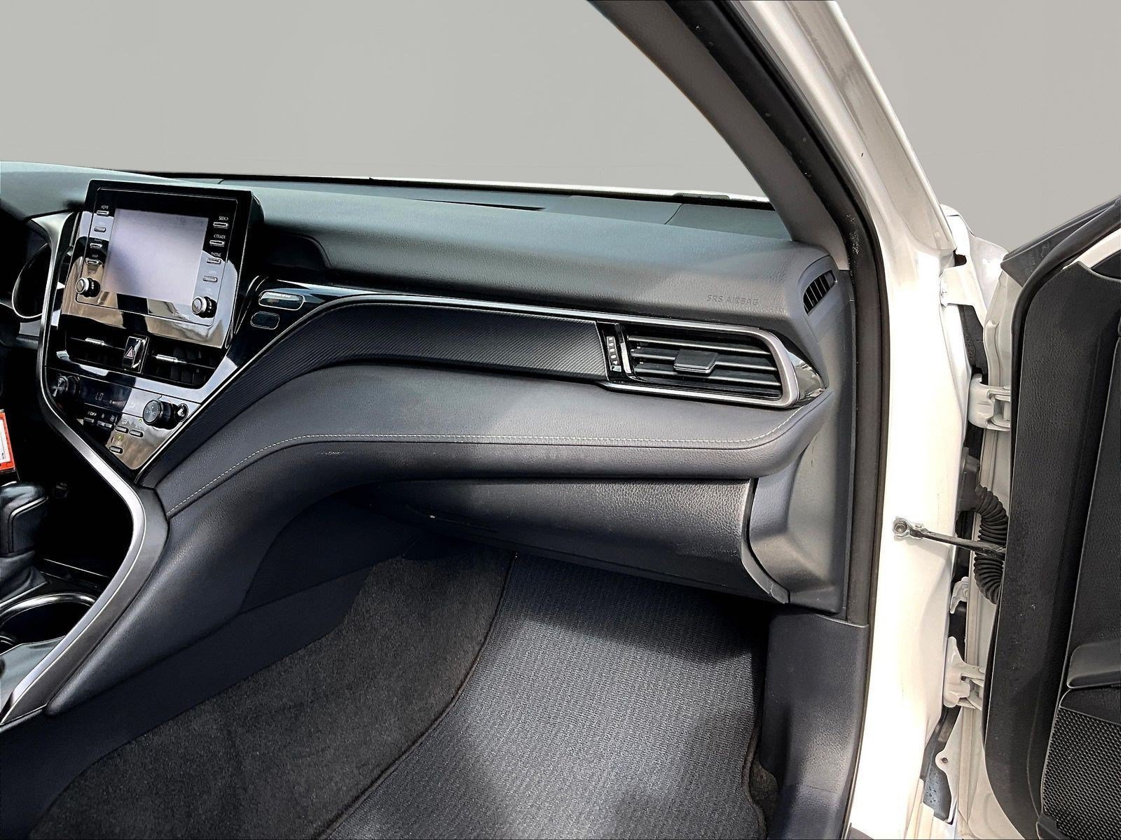 Used 2024 Toyota Camry SE FWD image 26