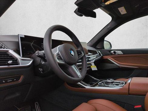 New 2026 BMW X7 xDrive40i w/ M Sport Package image 3