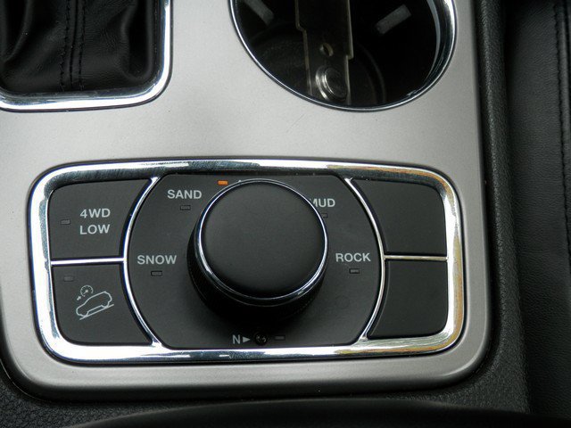 Used 2021 Jeep Grand Cherokee Limited AWD/4WD image 28
