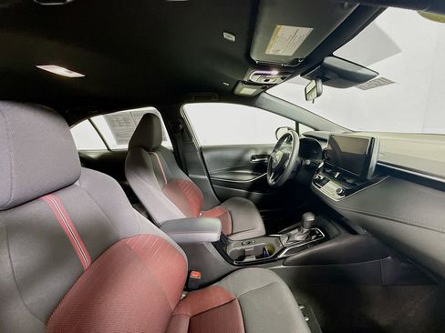 Used 2024 Toyota Corolla SE image 24