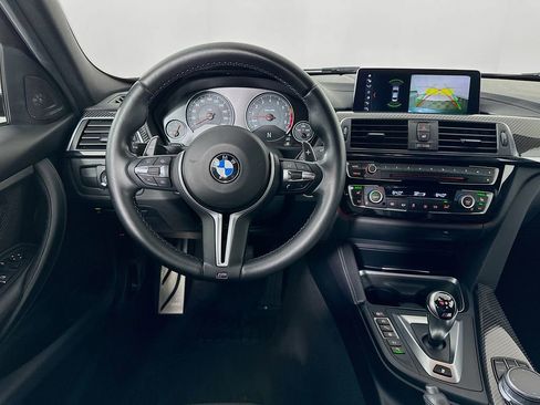 Used 2018 BMW M3 image 22