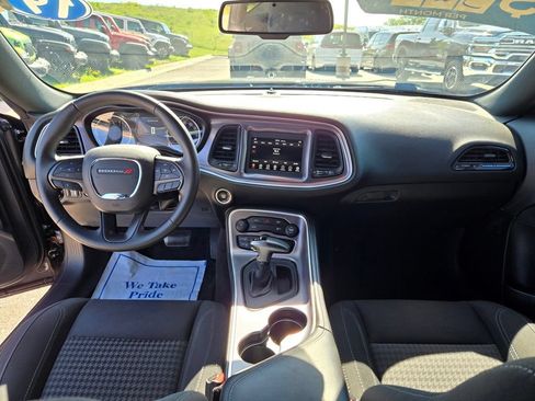 Used 2019 Dodge Challenger SXT RWD image 16