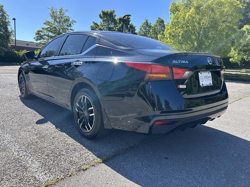 Certified 2021 Nissan Altima 2.5 S w/ Driver Assist Package FWD image 5