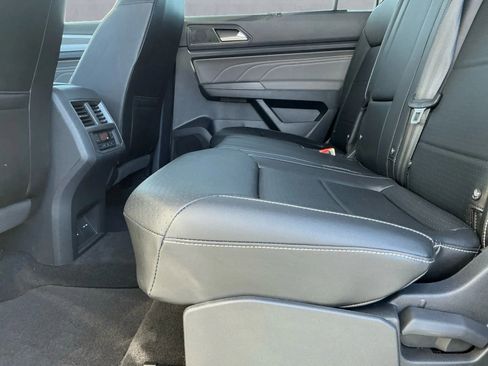 Used 2022 Volkswagen Atlas SE image 14