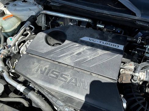 Used 2025 Nissan Rogue SV FWD image 29
