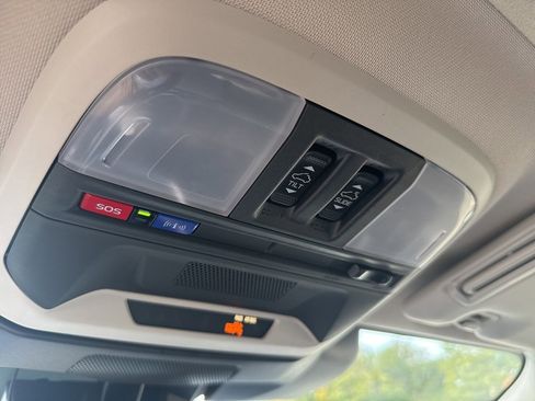 Certified 2024 Subaru Crosstrek 2.0i Premium image 17