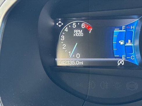 Used 2021 Ford Edge SEL image 25