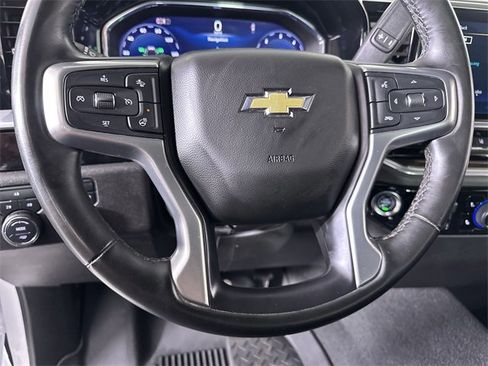 Used 2025 Chevrolet Silverado 2500 LT w/ Convenience Package image 11
