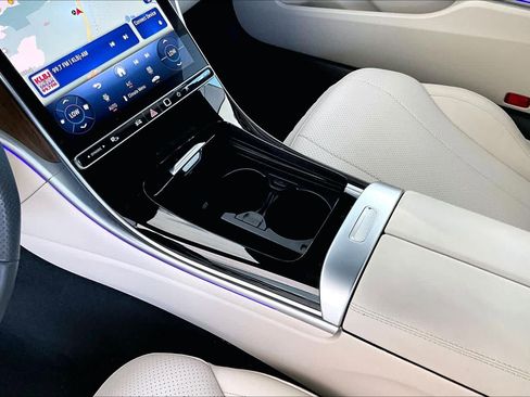 Certified 2024 Mercedes-Benz CLE 300 4MATIC Coupe image 16