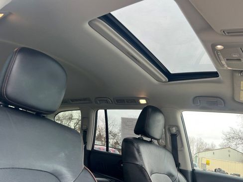 Used 2019 Nissan Armada SL w/ Premium Package image 15