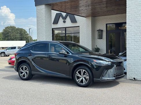 Used 2025 Lexus RX 350 Premium w/ Accessory Package (Z1) FWD image 17
