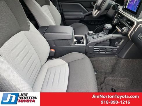 New 2026 Toyota 4Runner TRD Off-Road AWD/4WD image 13