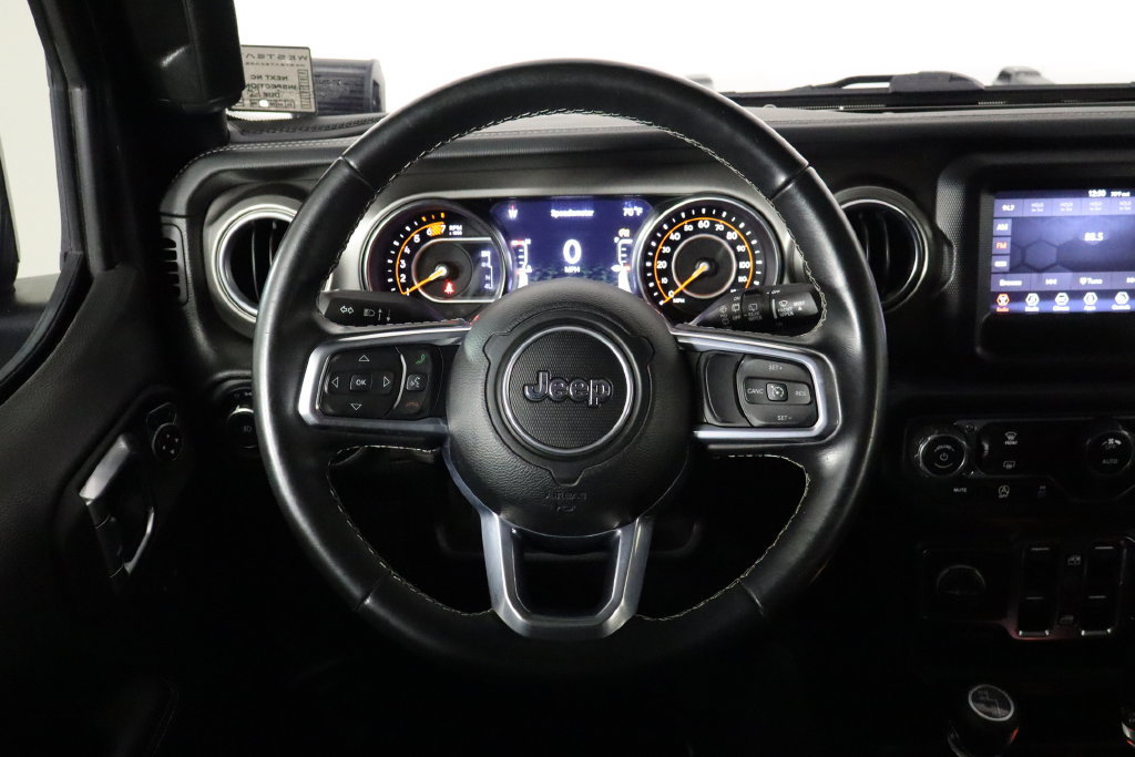 Used 2021 Jeep Wrangler Unlimited Sahara AWD/4WD image 7