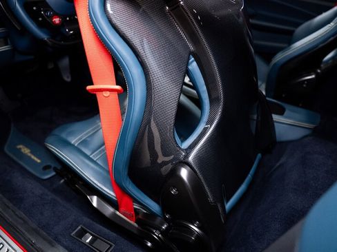 Used 2022 Ferrari F8 Tributo RWD image 31